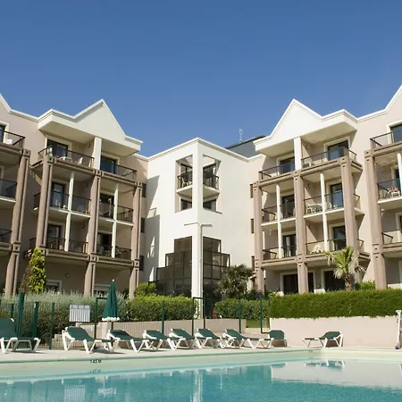 Pierre & L'archipel Aparthotel 3*
